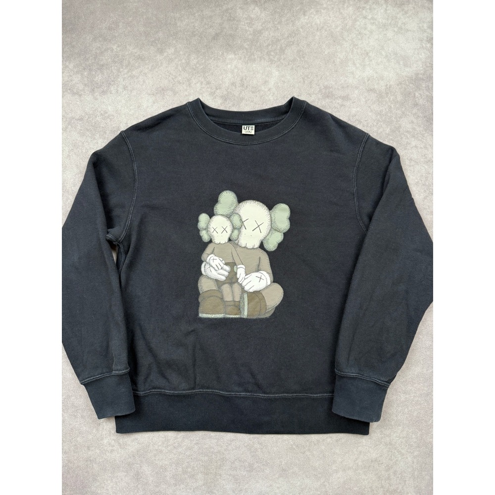 Uniqlo UT KAWS Companion Sweatshirt Black Kids Size 9-10 Embroidered XX Logo